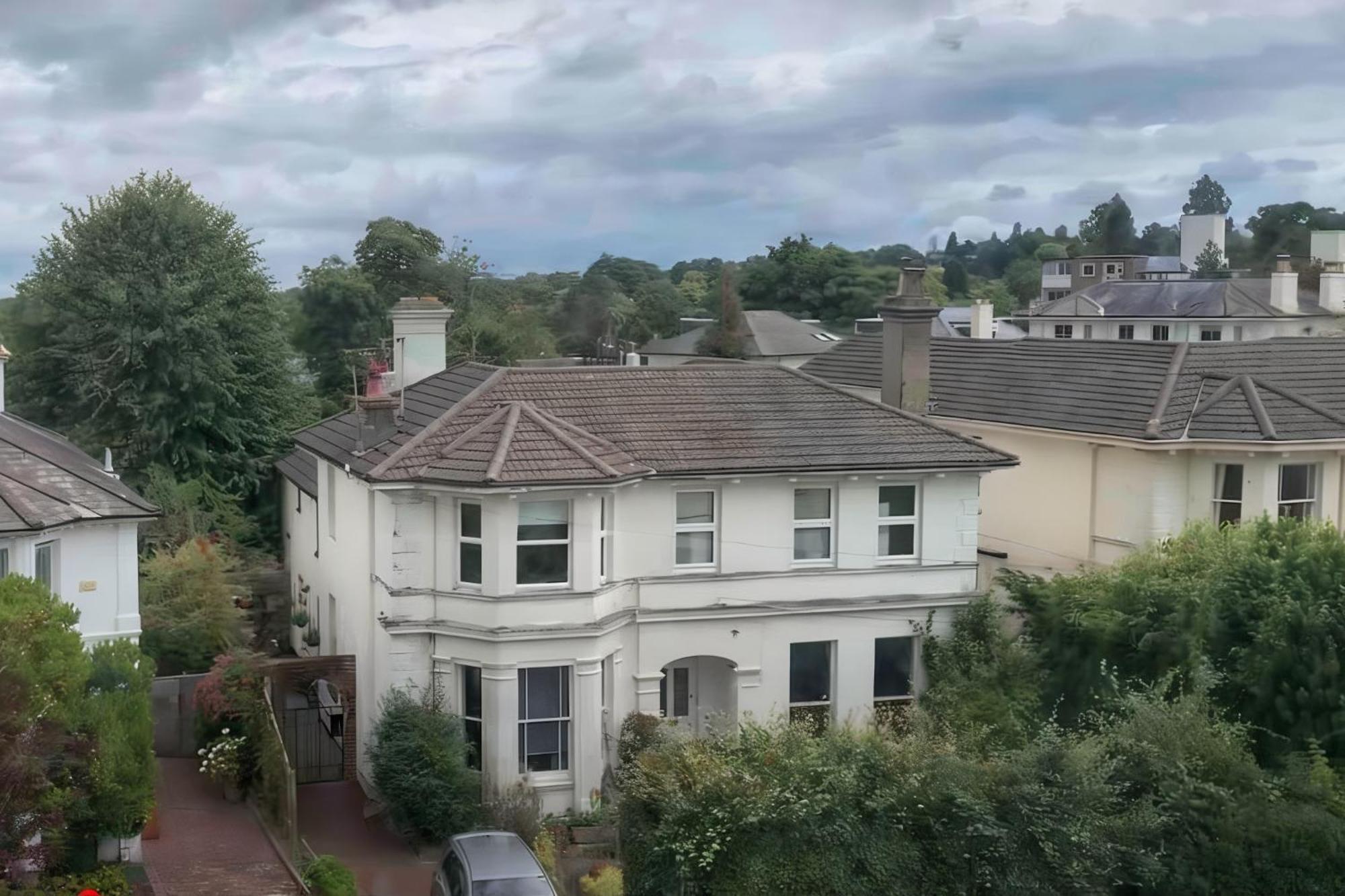 Tree Tops Apartment In Tunbridge Wells Bagian luar foto